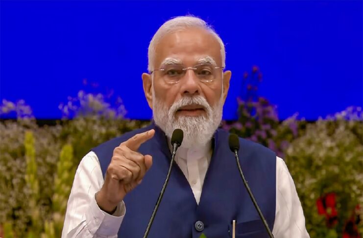 पार्टी से बड़ा देश है और जब नेशन फर्स्ट की भावना से काम होता है, तो कोई भी निर्णय कठिन नहीं होता – मोदी