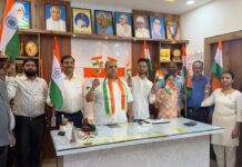 महामना मालवीय मिशन, आगरा संभाग कार्यालय में स्वतंत्रता दिवस समारोह आयोजित