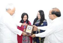 बिहार की 10 साल की लाडो बानी का नाम ‘यंगेस्ट फीमेल मिनी मॉडल’ के तहत वर्ल्ड रिकॉर्ड में हुआ दर्ज
