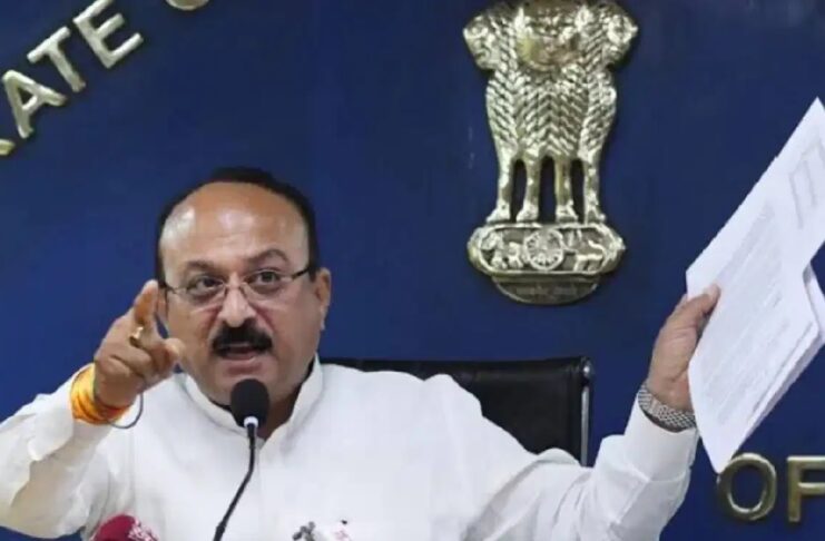 दिल्ली विधानसभा में DUSIB संशोधन विधेयक पास हुआ, जहाँ झुग्गी वहीं मिलेगा पक्का मकान, अर्थात सरकारी जमीन पर कब्ज़ा करो और वहीँ फोकट में पक्के मकान पाओ