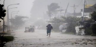 मौसम विभाग ने 16 अगस्त को देश के 22 से अधिक राज्यों और केंद्र शासित प्रदेशों में मूसलाधार बारिश का अलर्ट जारी किया