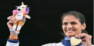 जैस्मीन लेम्बोरिया ने कॉमनवेल्थ गेम्स में महिलाओं के 57 किलोग्राम भार वर्ग बॉक्सिंग का गोल्ड मेडल अपने नाम किया