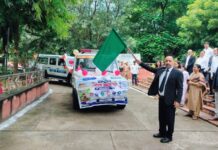 राष्ट्रीय लोक अदालत के प्रचार-प्रसार हेतु जिला न्यायाधीश डॉ. बब्बू सारंग ने प्रचार वाहन रवाना किया, छात्र-छात्राओं ने निकाली जागरूकता रैली