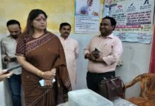 महिला आयोग की अध्यक्ष ने किया सीएचसी का निरीक्षण, मरीजों से सुविधाओं की ली जानकारी