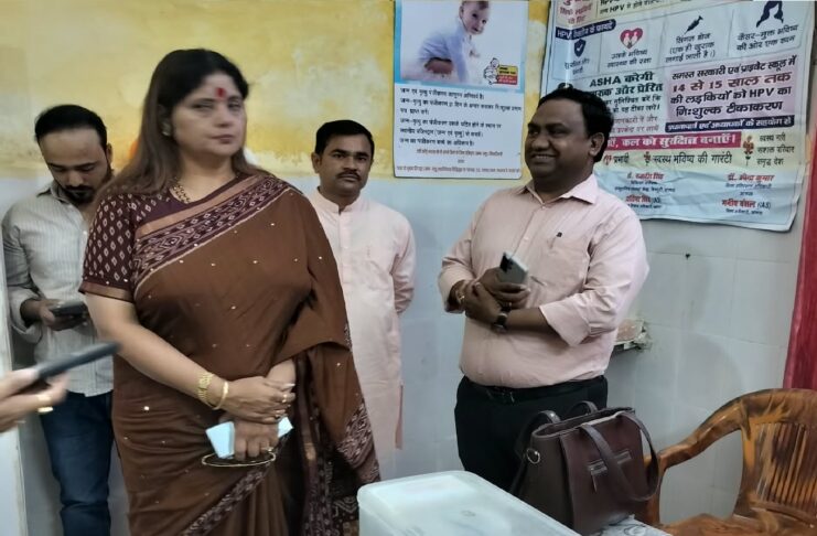 महिला आयोग की अध्यक्ष ने किया सीएचसी का निरीक्षण, मरीजों से सुविधाओं की ली जानकारी