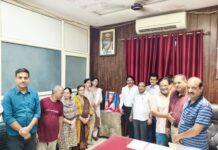 महात्मा गाँधी एवं लाल बहादुर शास्त्री के योगदान को कभी भुलाया नहीं जा सकता : प्रोफे० माहेश्वरी