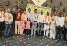 शारदीय नवरात्रि के पावन पर्व पर संस्था ‘दि आइकॉनिक ग्लोबल फाउंडेशन’ ने पर्यावरण संरक्षण पर पर्यावरण संरक्षण पर संगोष्ठी एवं तुलसी/पौधे वितरण कर किया प्रकृति वंदन का संदेश