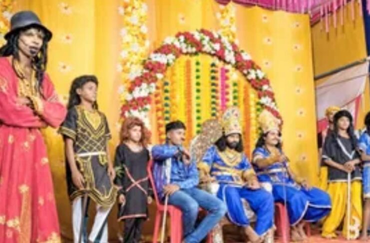 140 साल से भी पुरानी सुल्तानगढ़ की रामलीला में रावण का बेटा हनुमान